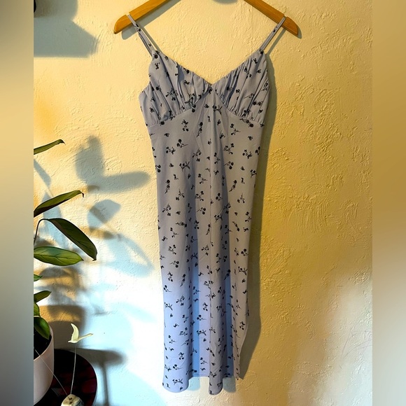 Princess Polly Dress - Picture 2 of 6